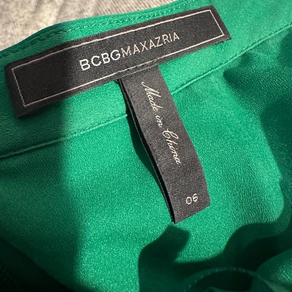 BCBGMAXAZRIA Brielle 🟢 Open-Back, Side-Pleated Dress - Picture 10 of 10